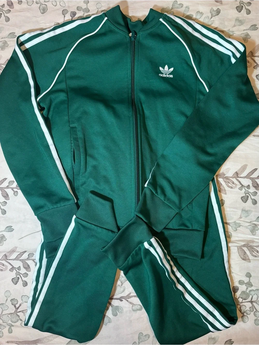 Adidas Forest Green Jogger Sweatpants & Jacket Set with White Stripes Size Small